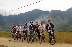 Gorgeous Tour of Bikes and Hikes in Northern Vietnam 14 Days